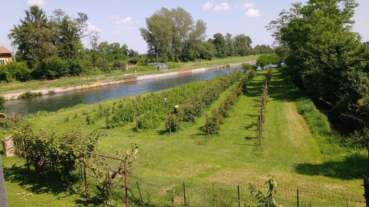 Agriturismo Cascina Poscallone Abbiategrasso Eksteriør bilde